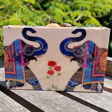 4cd9b1d0-7264-42d5-b384-c84779729930