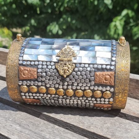 7fe86ce6-8271-4b8e-9bf4-b54d8a9bfe6b